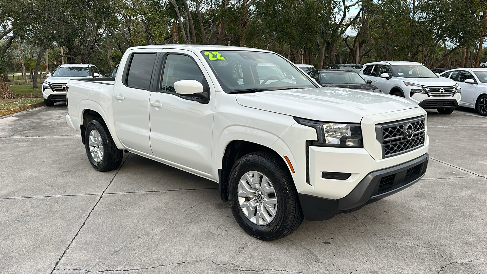 2022 Nissan Frontier SV 1