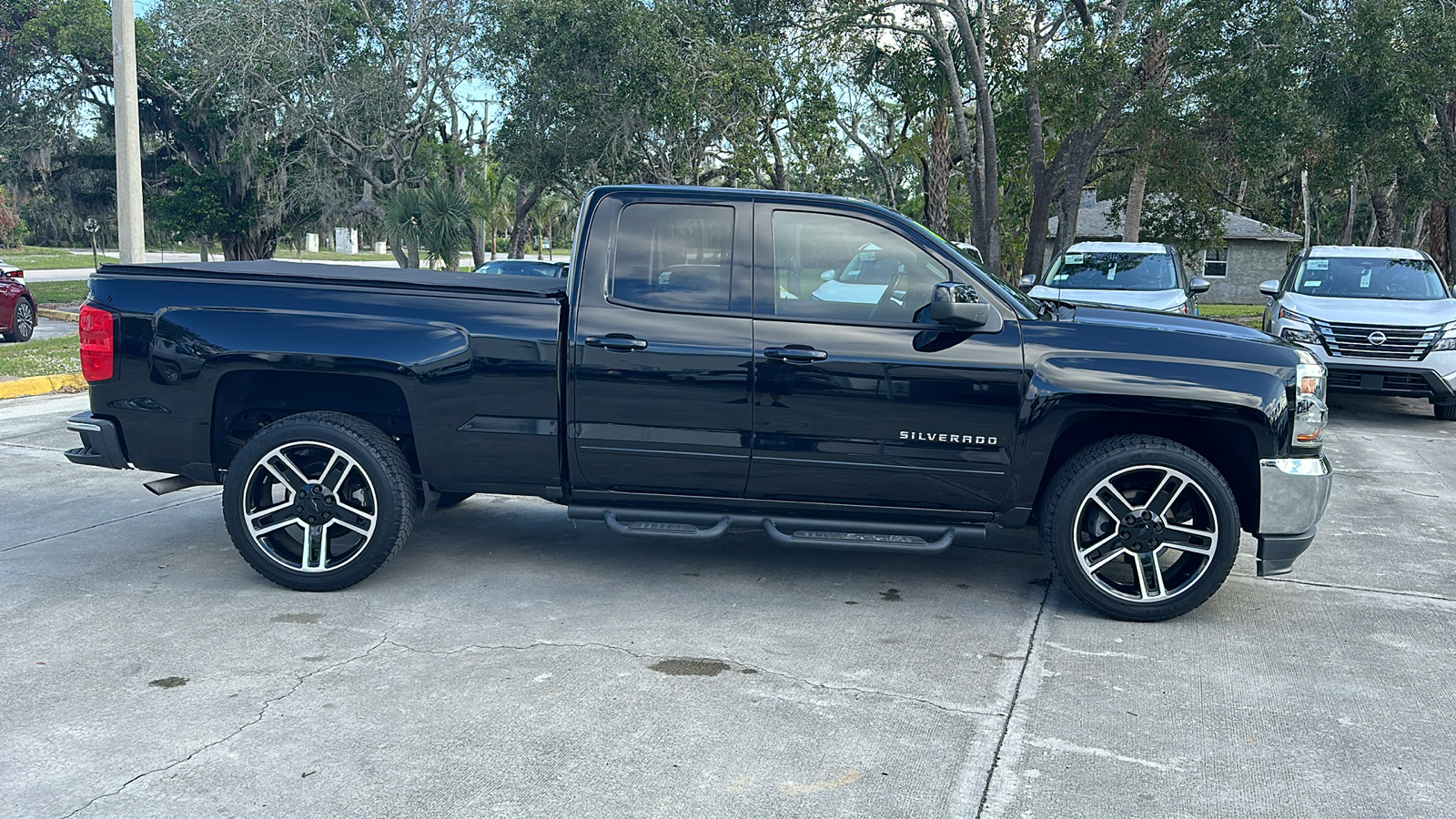 2018 Chevrolet Silverado 1500 LT 8