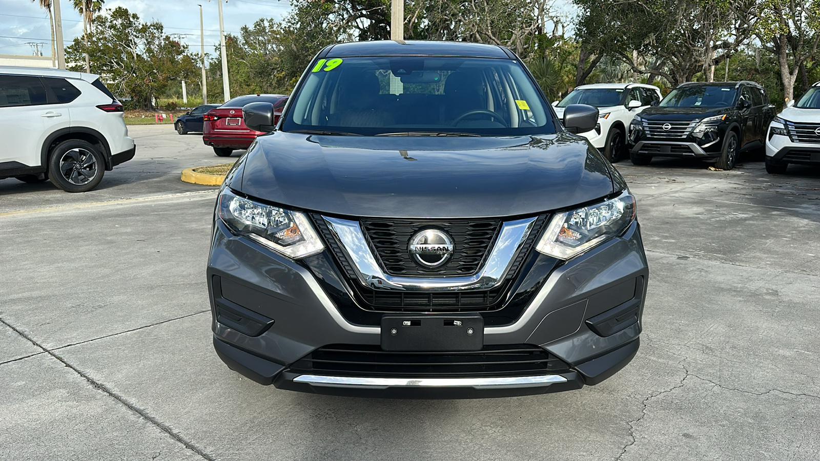 2019 Nissan Rogue S 2