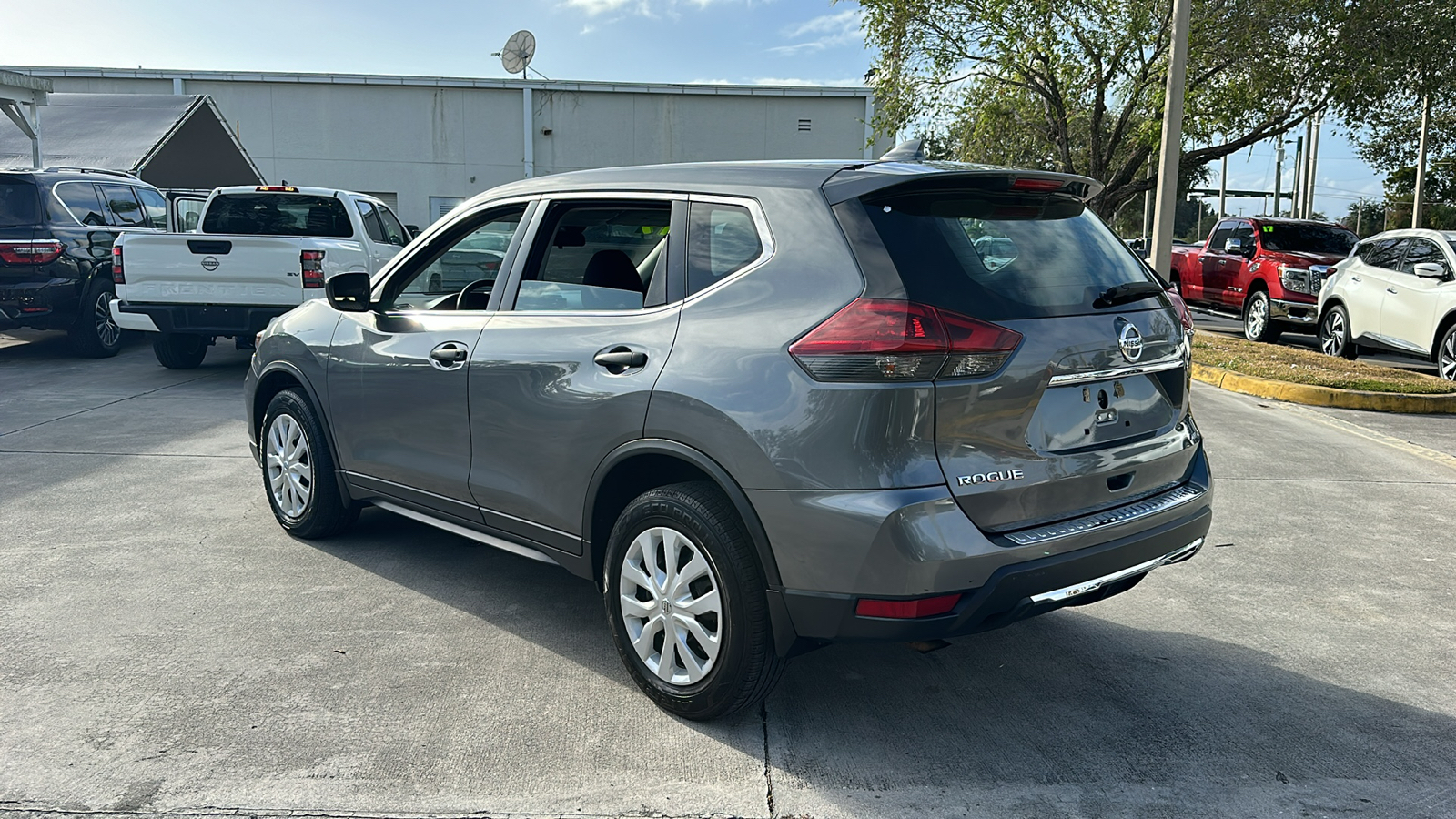 2019 Nissan Rogue S 5