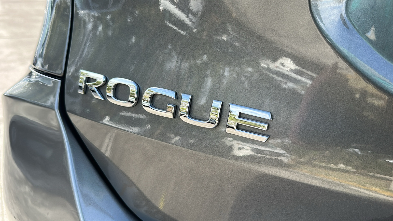 2019 Nissan Rogue S 9