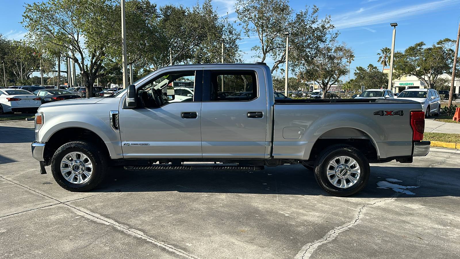 2022 Ford F-250SD XLT 4