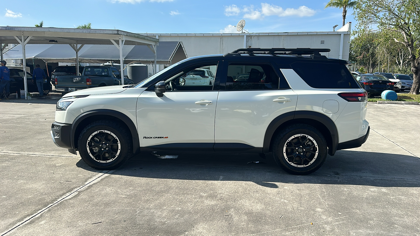 2023 Nissan Pathfinder Rock Creek 4