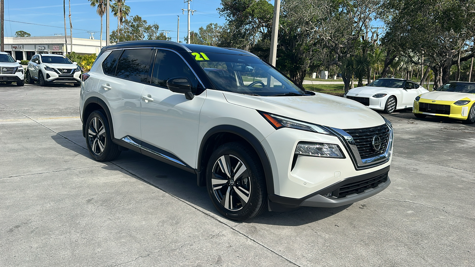 2021 Nissan Rogue SL 1