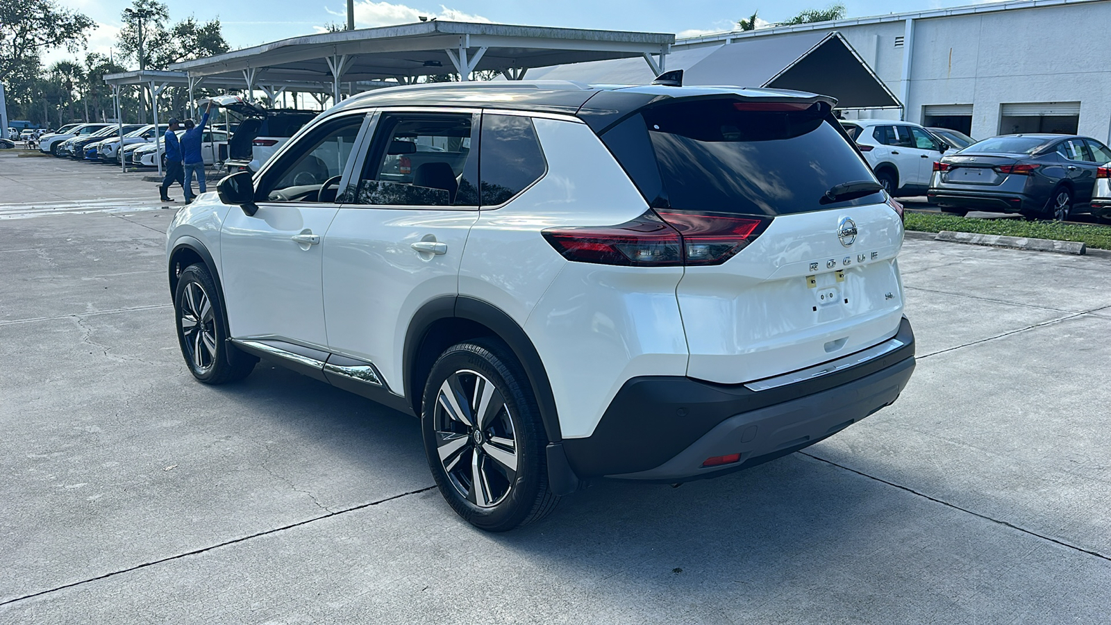 2021 Nissan Rogue SL 5