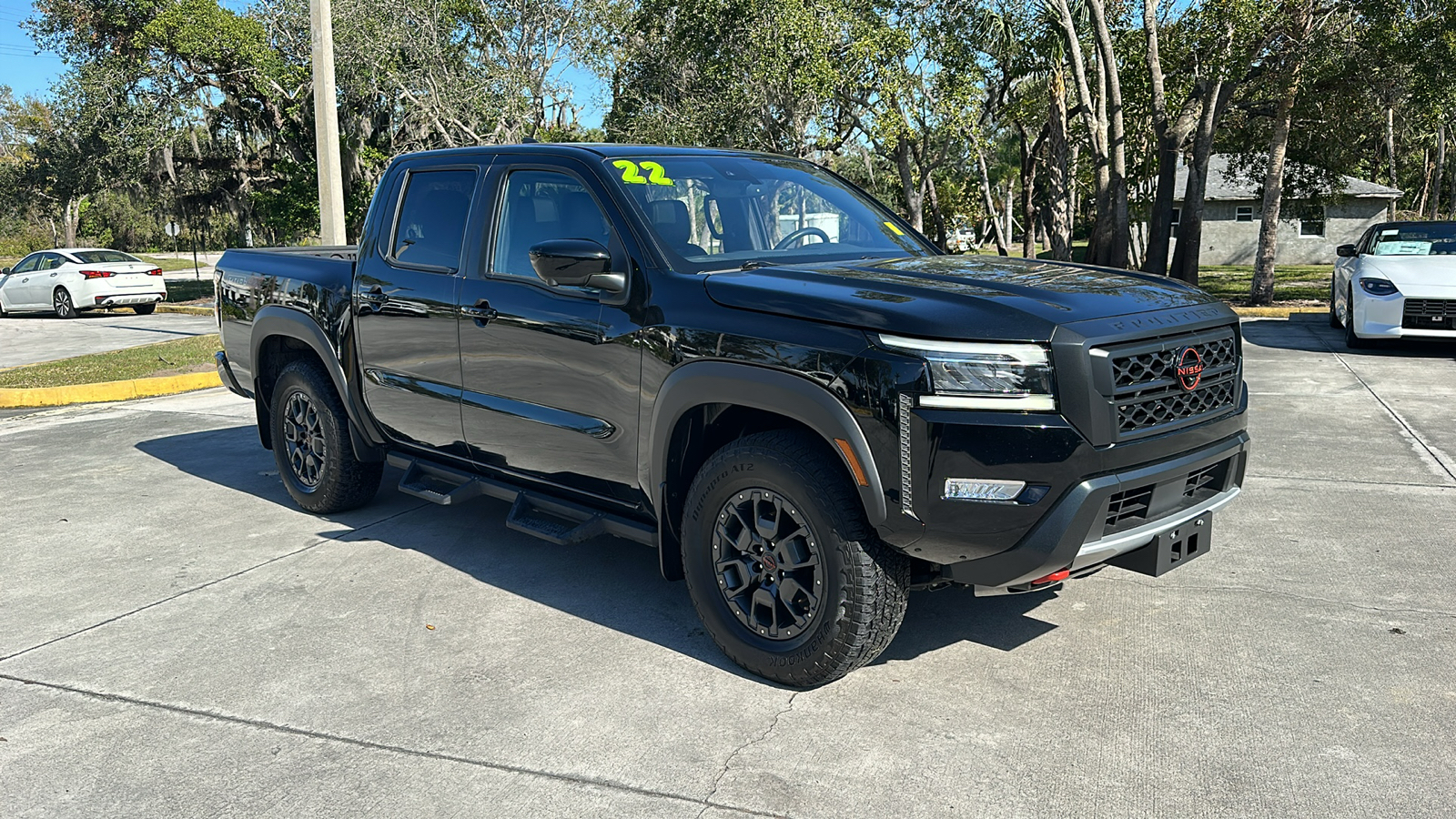 2022 Nissan Frontier PRO-4X 1