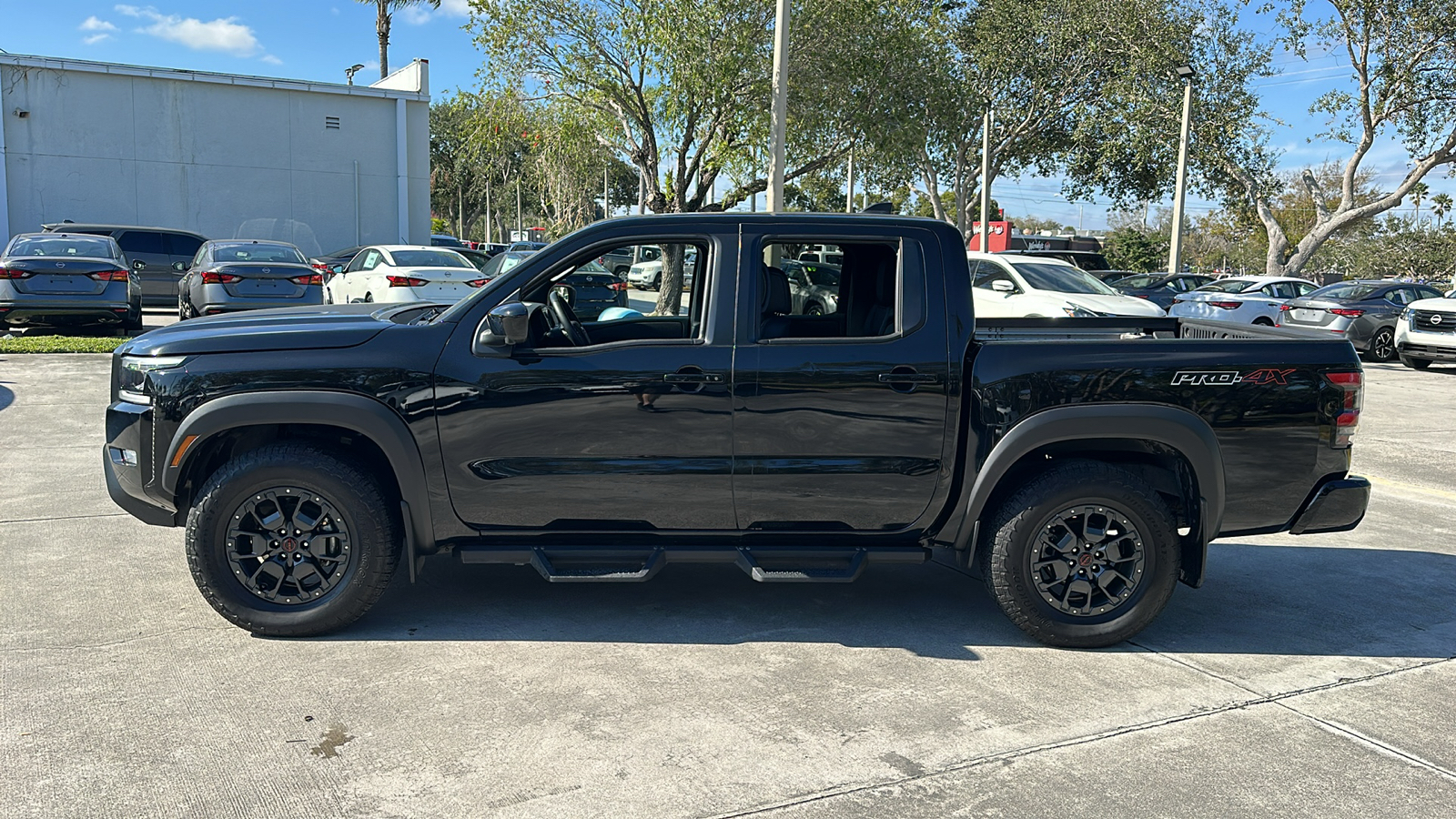 2022 Nissan Frontier PRO-4X 4