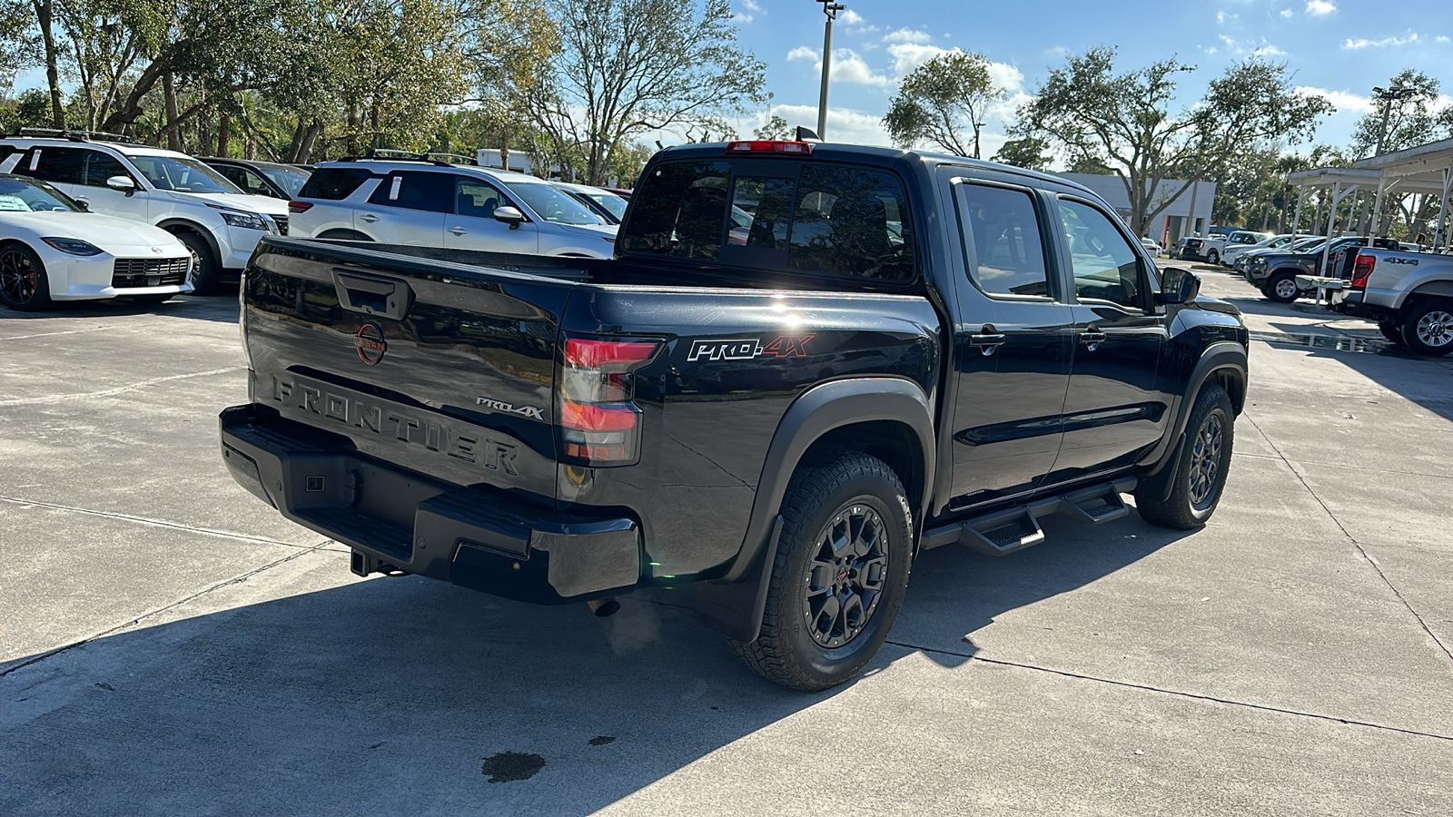 2022 Nissan Frontier PRO-4X 7