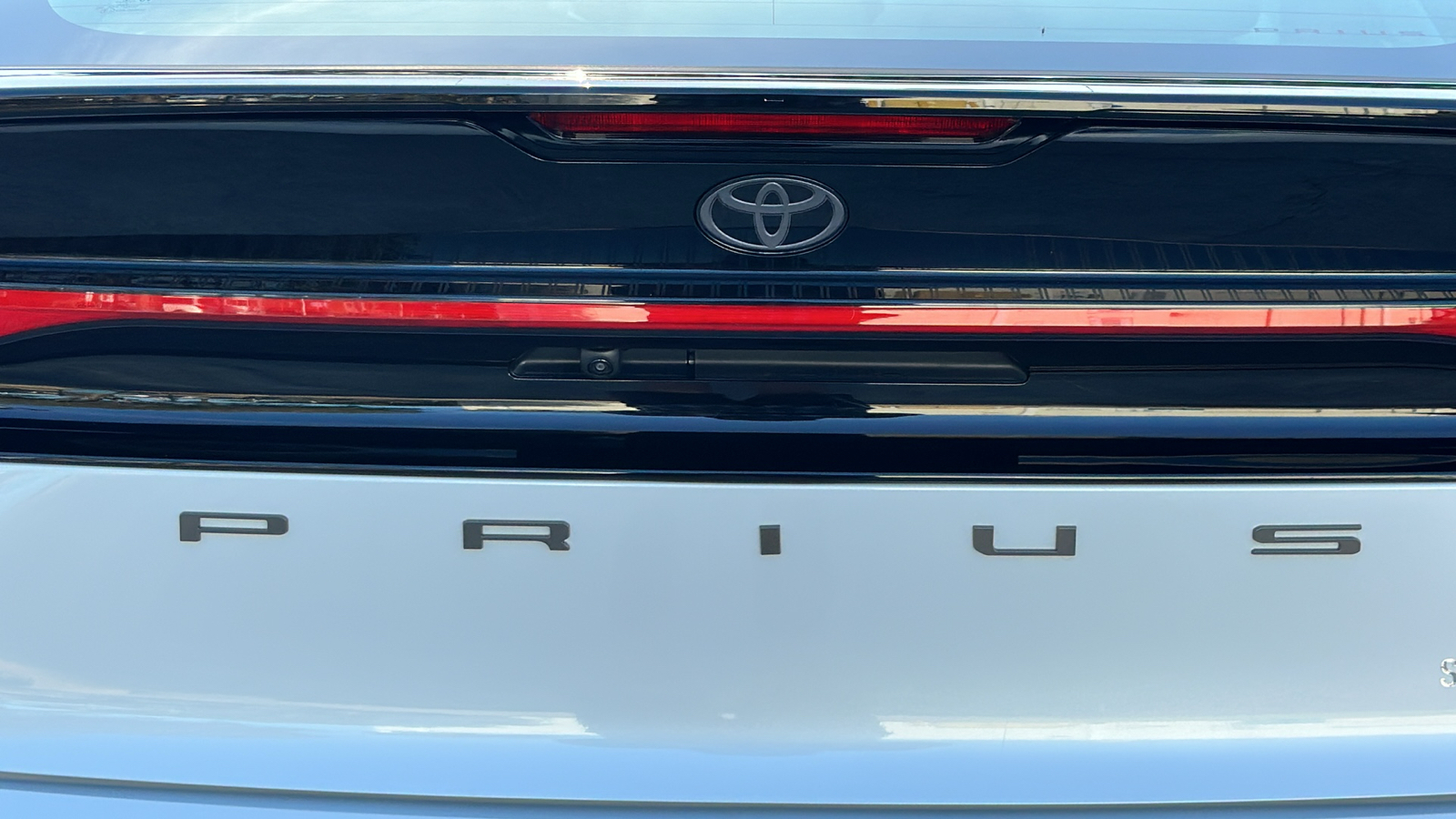 2024 Toyota Prius XLE 10