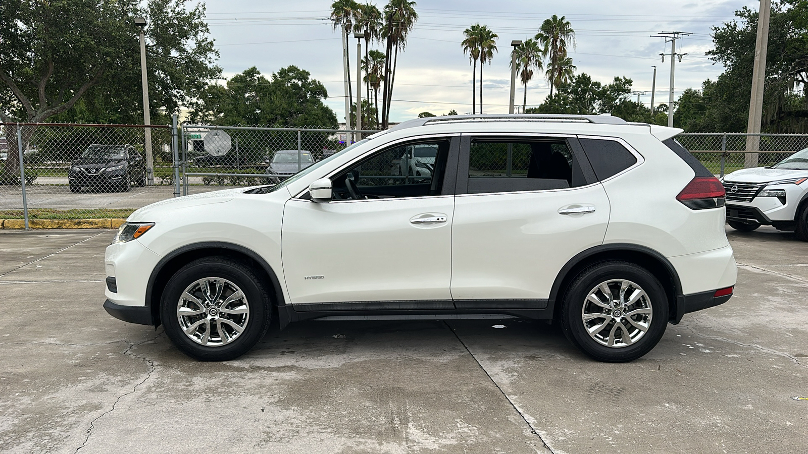 2019 Nissan Rogue SV Hybrid 5