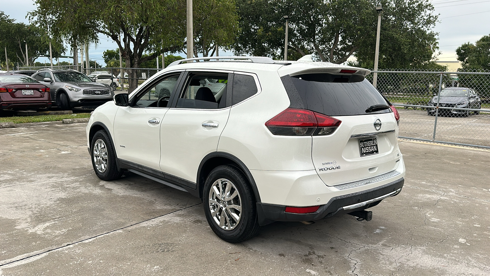 2019 Nissan Rogue SV Hybrid 6