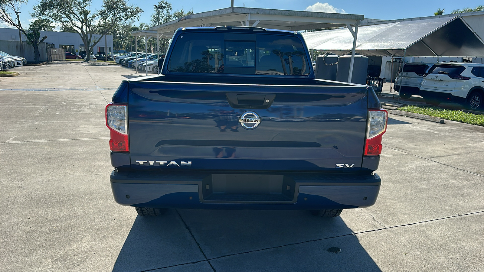 2021 Nissan Titan SV 6