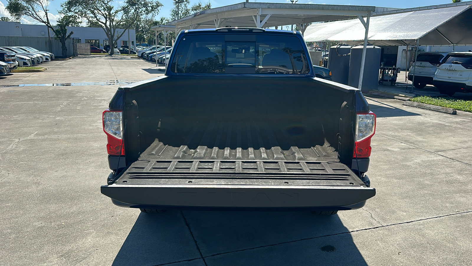 2021 Nissan Titan SV 31