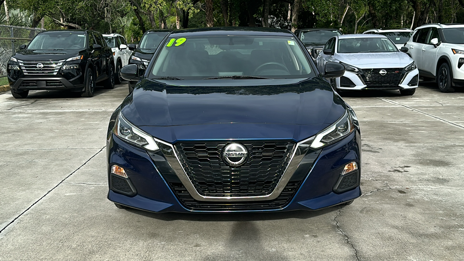 2019 Nissan Altima 2.5 SR 2