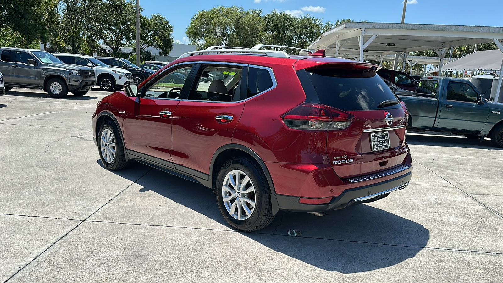 2020 Nissan Rogue SV 6