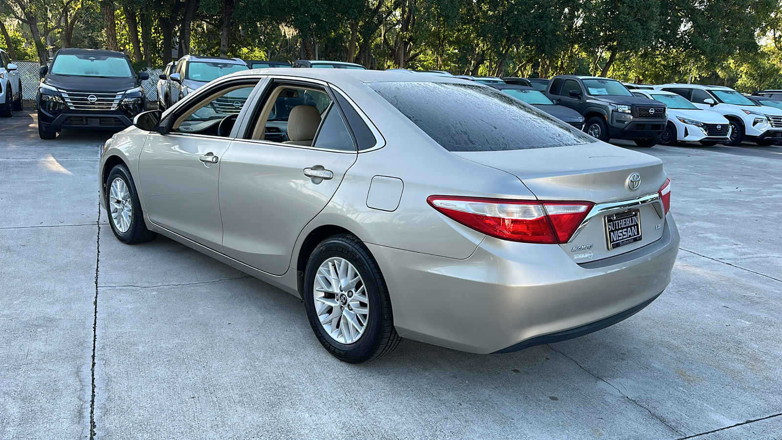 2017 Toyota Camry LE 6