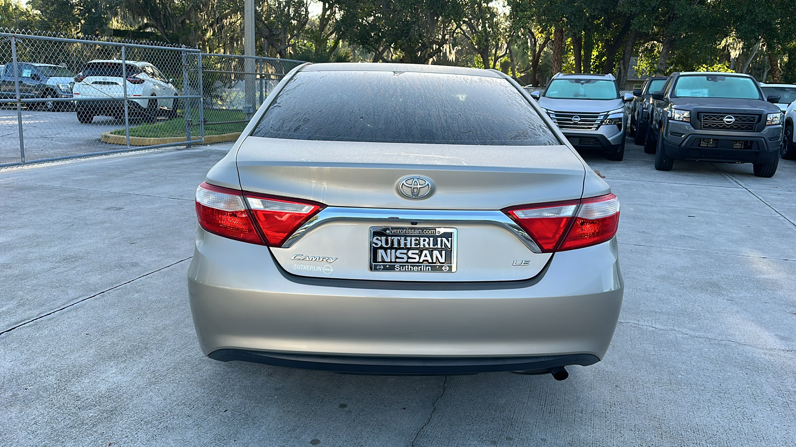 2017 Toyota Camry LE 7