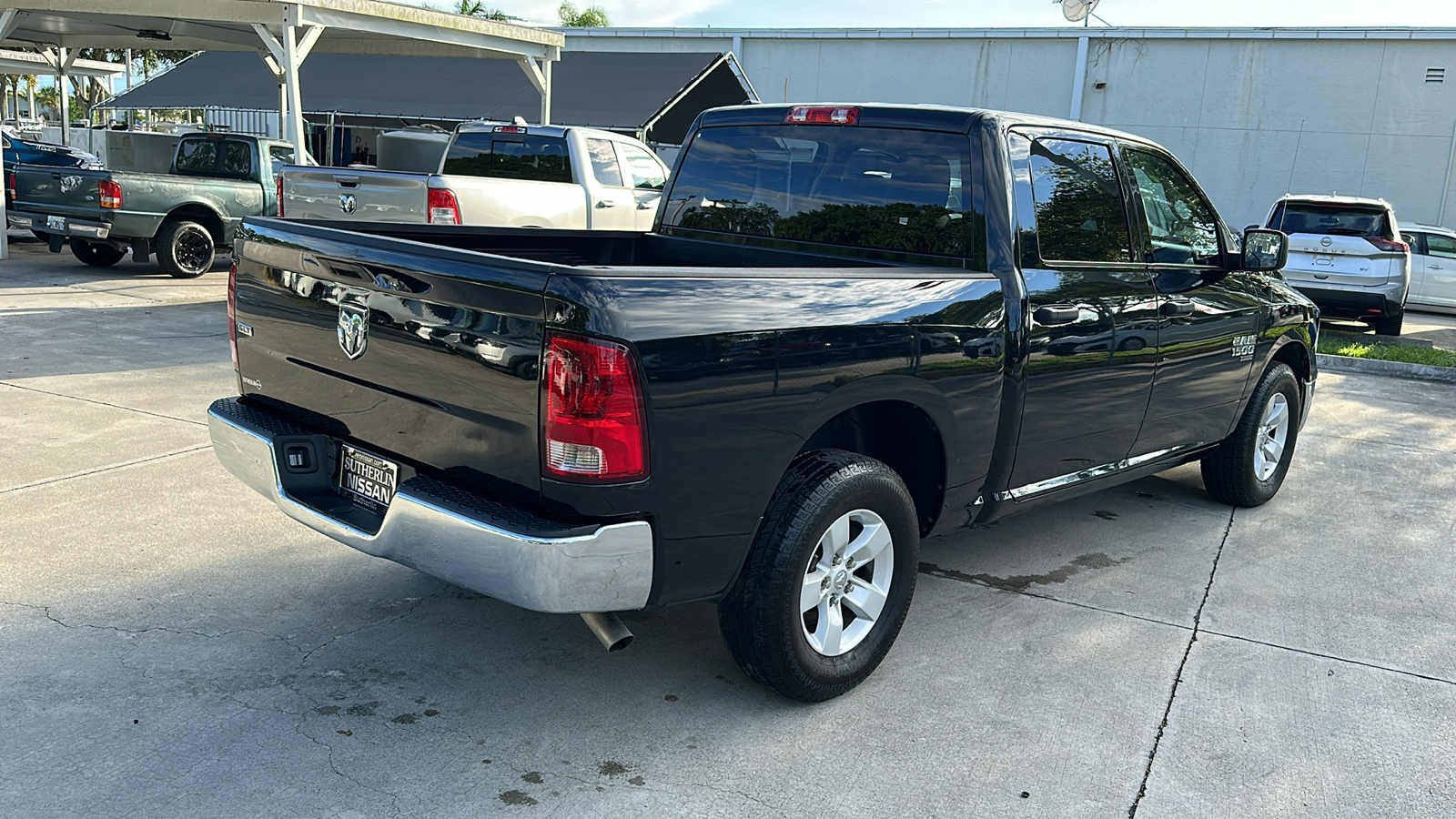 2022 Ram 1500 Classic SLT 8