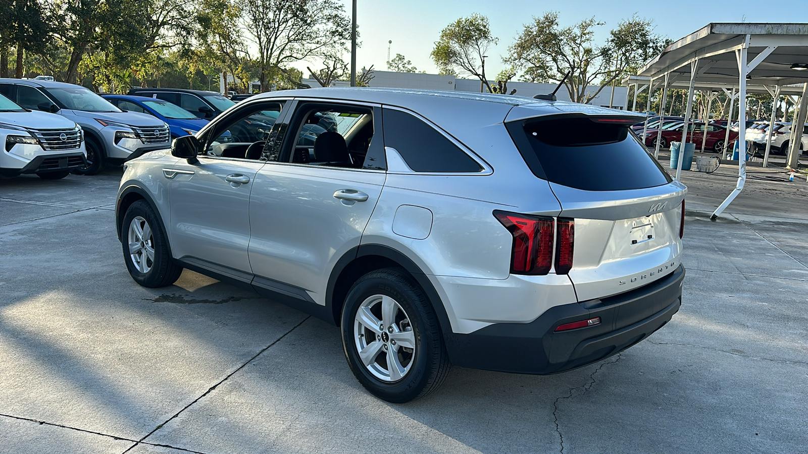 2022 Kia Sorento LX 5