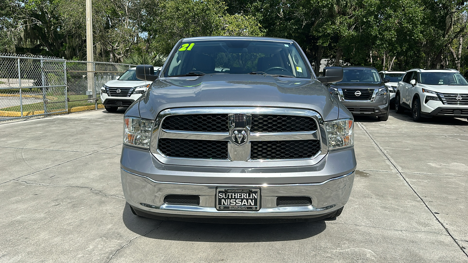 2021 Ram 1500 Classic SLT 2