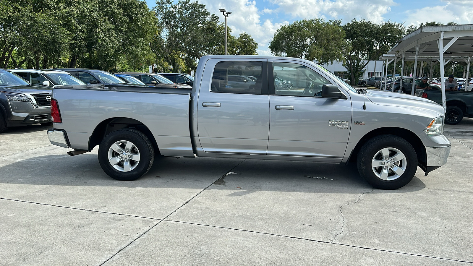 2021 Ram 1500 Classic SLT 9