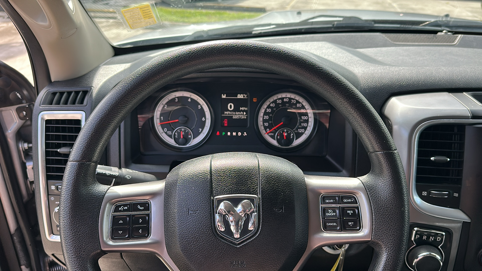 2021 Ram 1500 Classic SLT 17