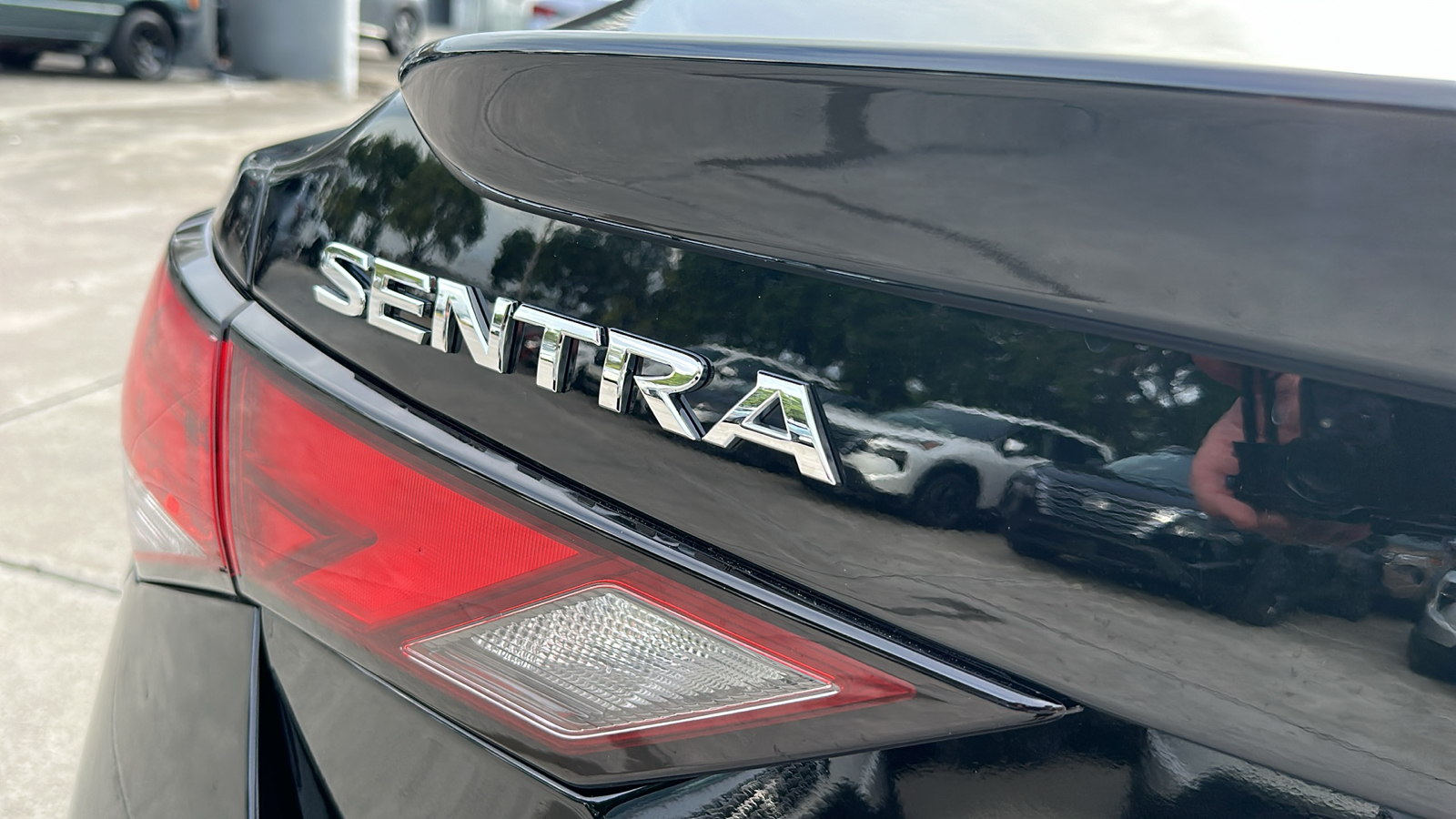 2022 Nissan Sentra SR 10