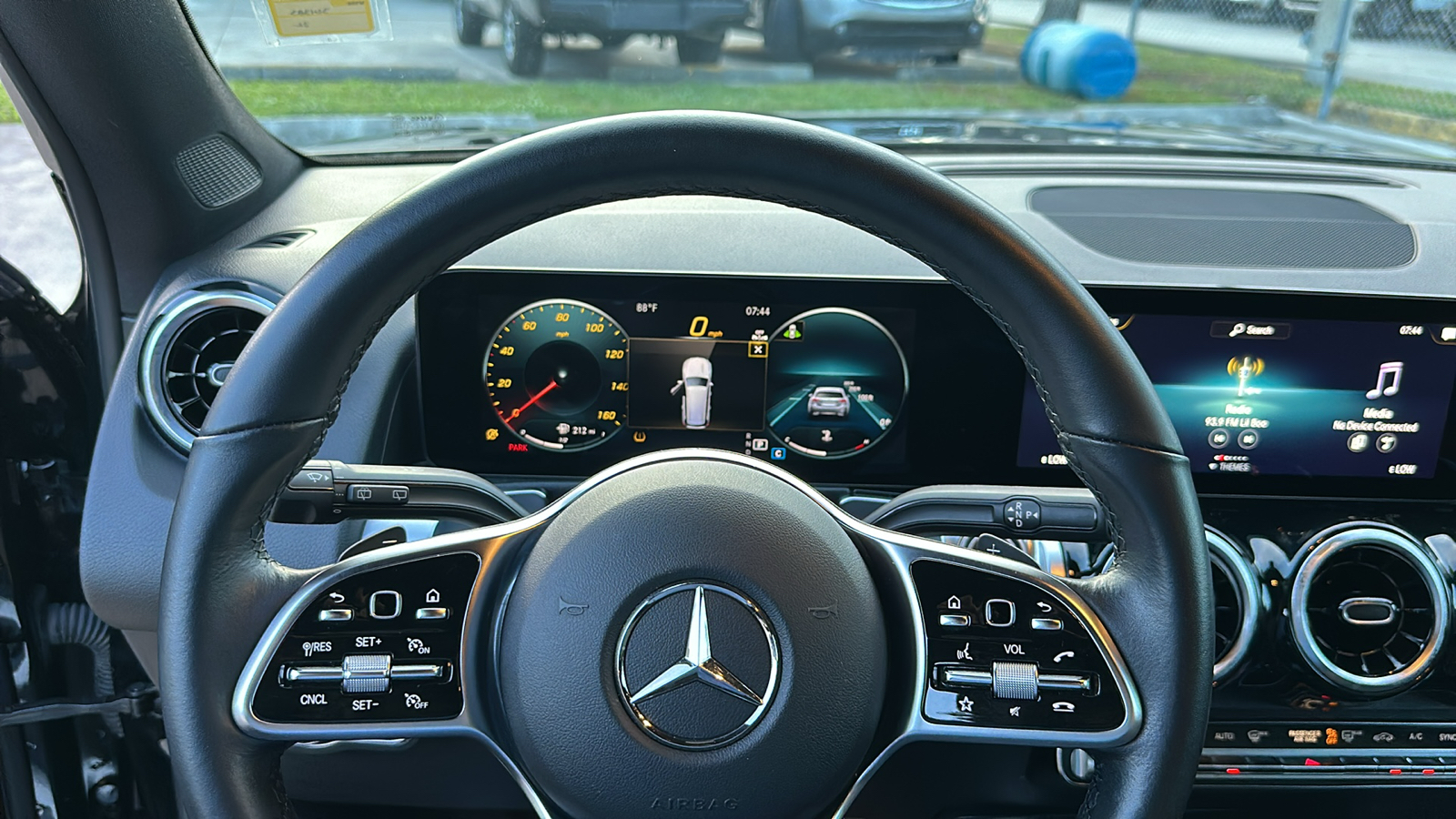 2023 Mercedes-Benz GLB GLB 250 17