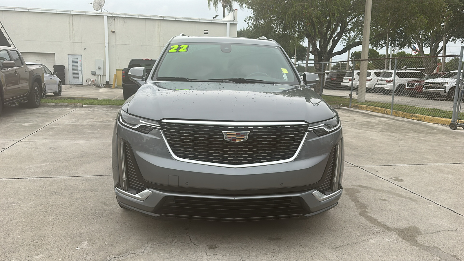 2022 Cadillac XT6 Premium Luxury 2