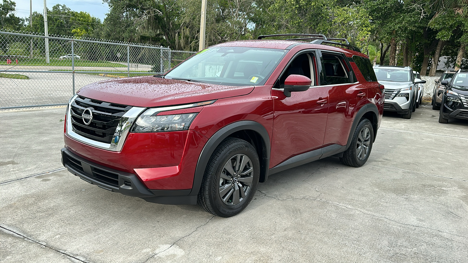 2024 Nissan Pathfinder SV 4