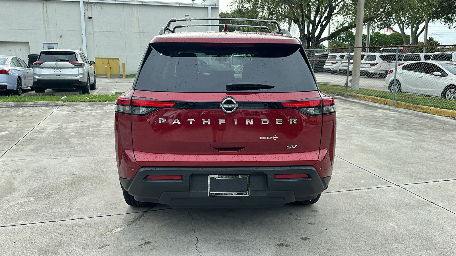 2024 Nissan Pathfinder SV 7