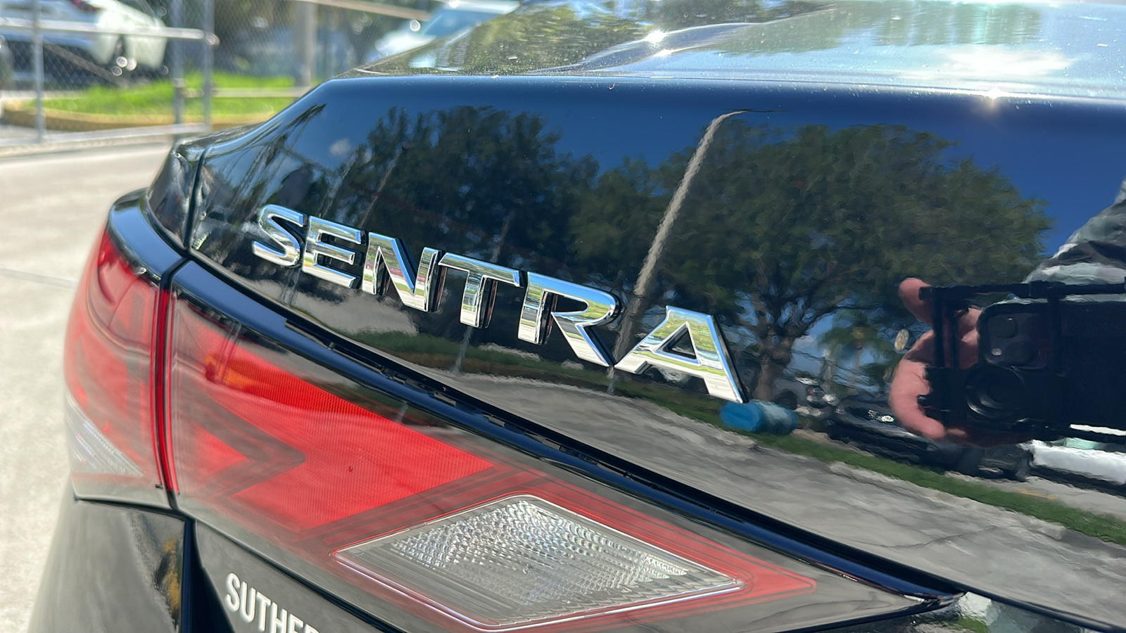 2022 Nissan Sentra SV 10