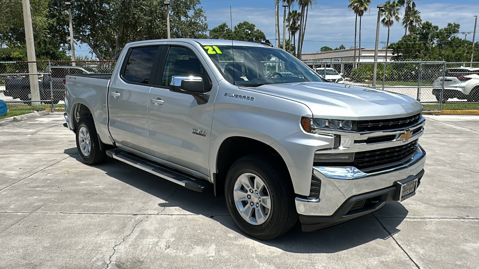 2021 Chevrolet Silverado 1500 LT 1