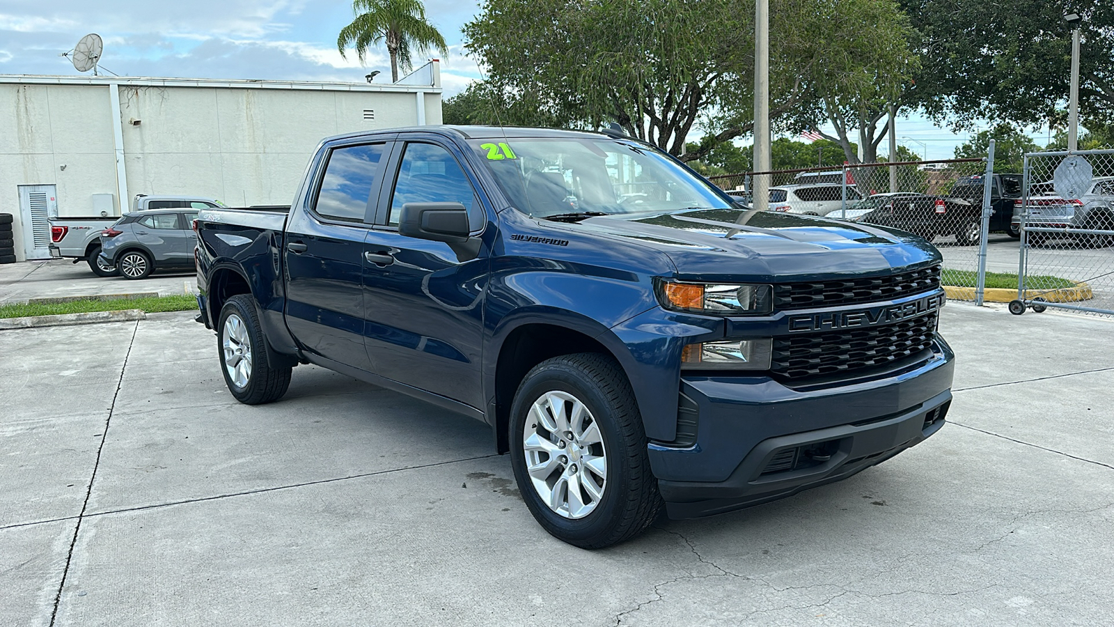 2021 Chevrolet Silverado 1500 Custom 1