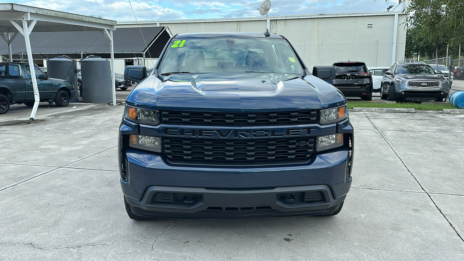 2021 Chevrolet Silverado 1500 Custom 2