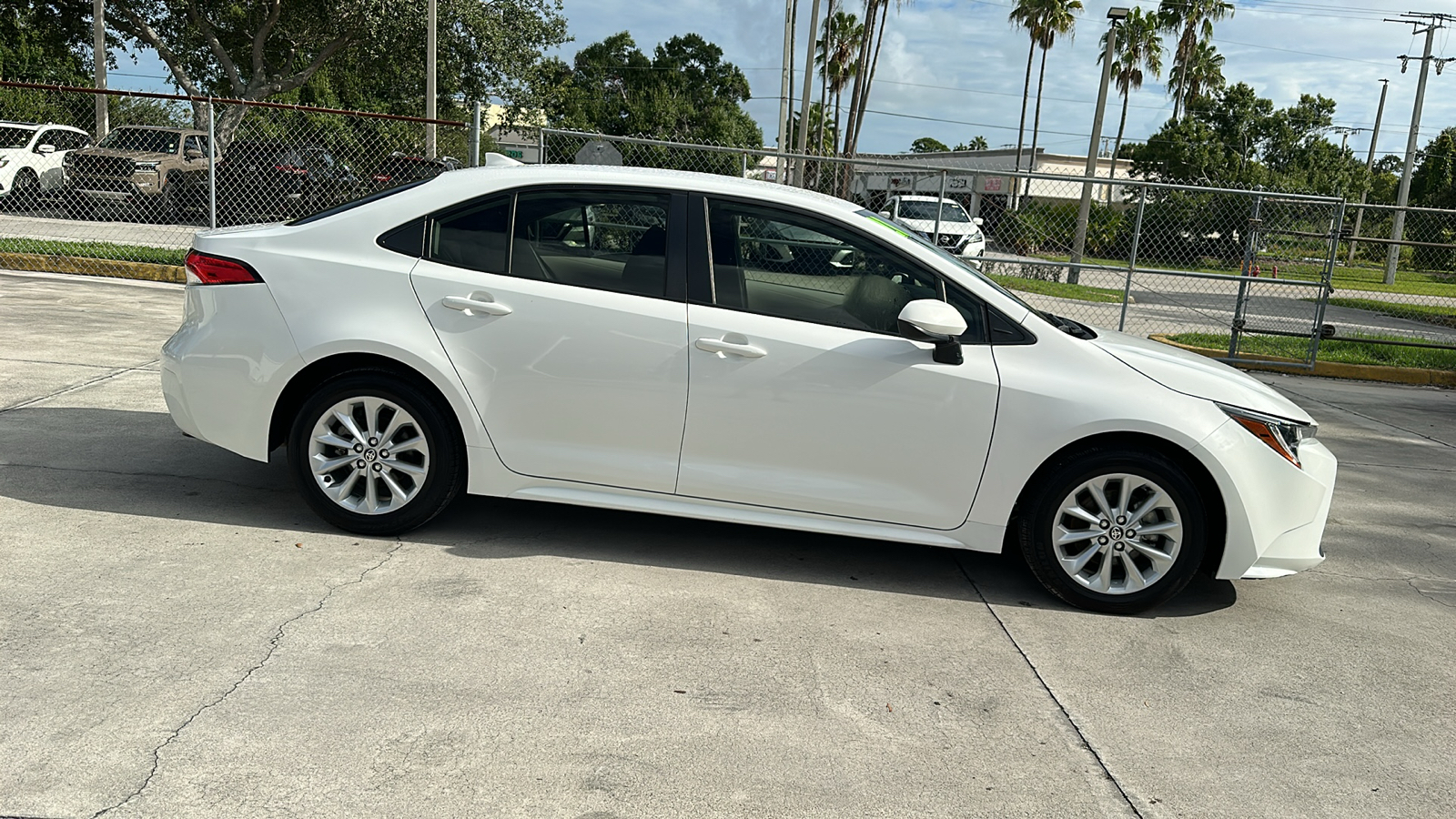 2021 Toyota Corolla LE 9