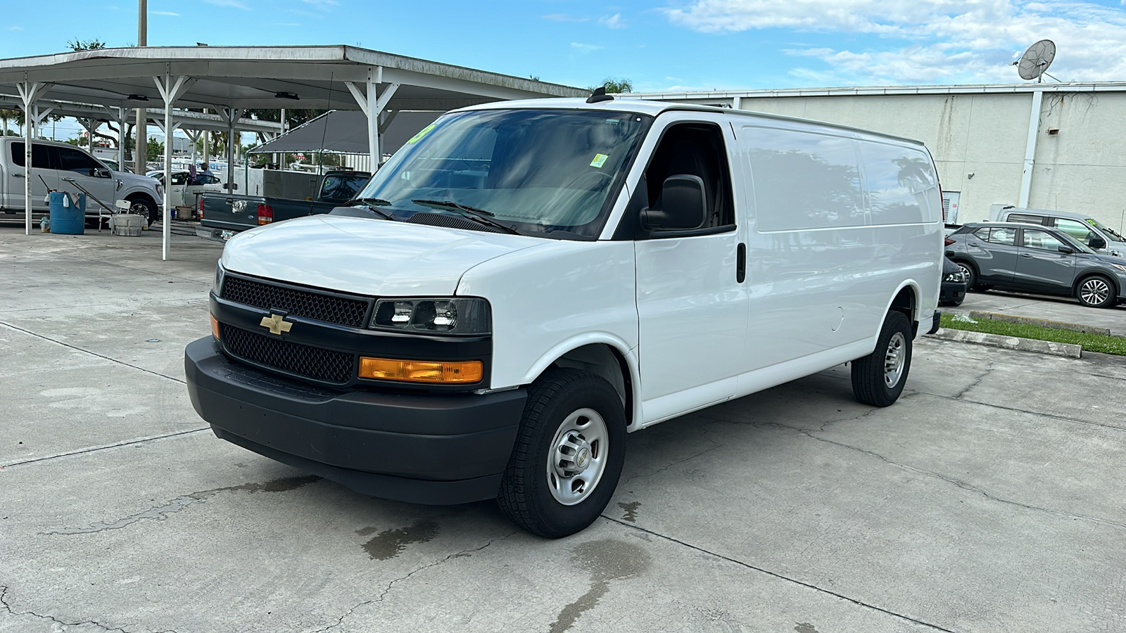 2023 Chevrolet Express Cargo Van Work Van 4