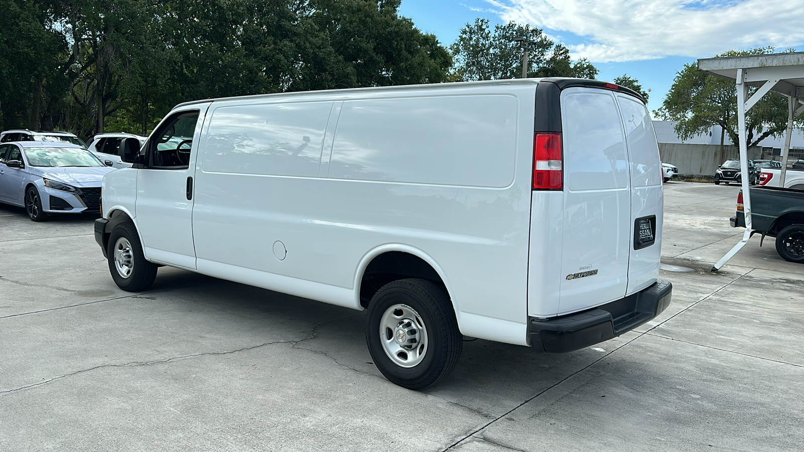 2023 Chevrolet Express Cargo Van Work Van 6