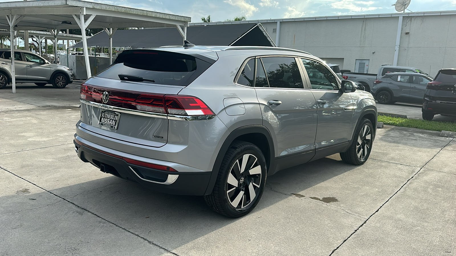 2024 Volkswagen Atlas Cross Sport 2.0T SE w/Technology 8