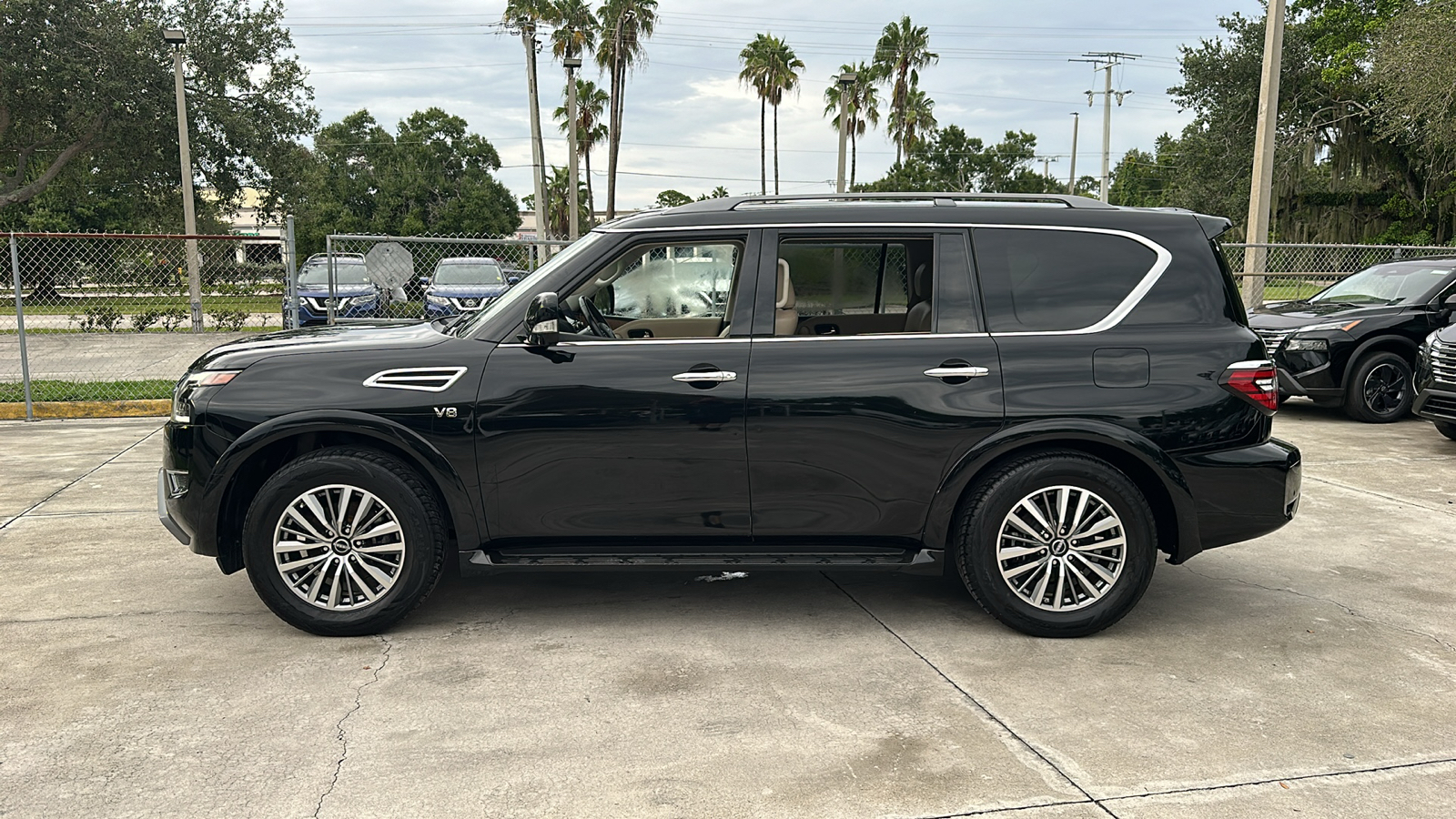 2021 Nissan Armada SL 5