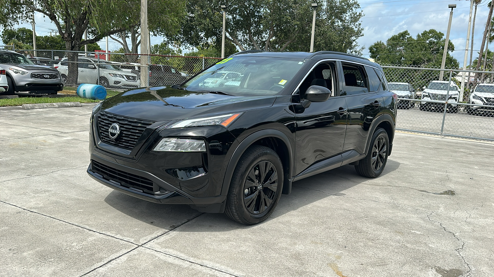 2024 Nissan Rogue SV 3