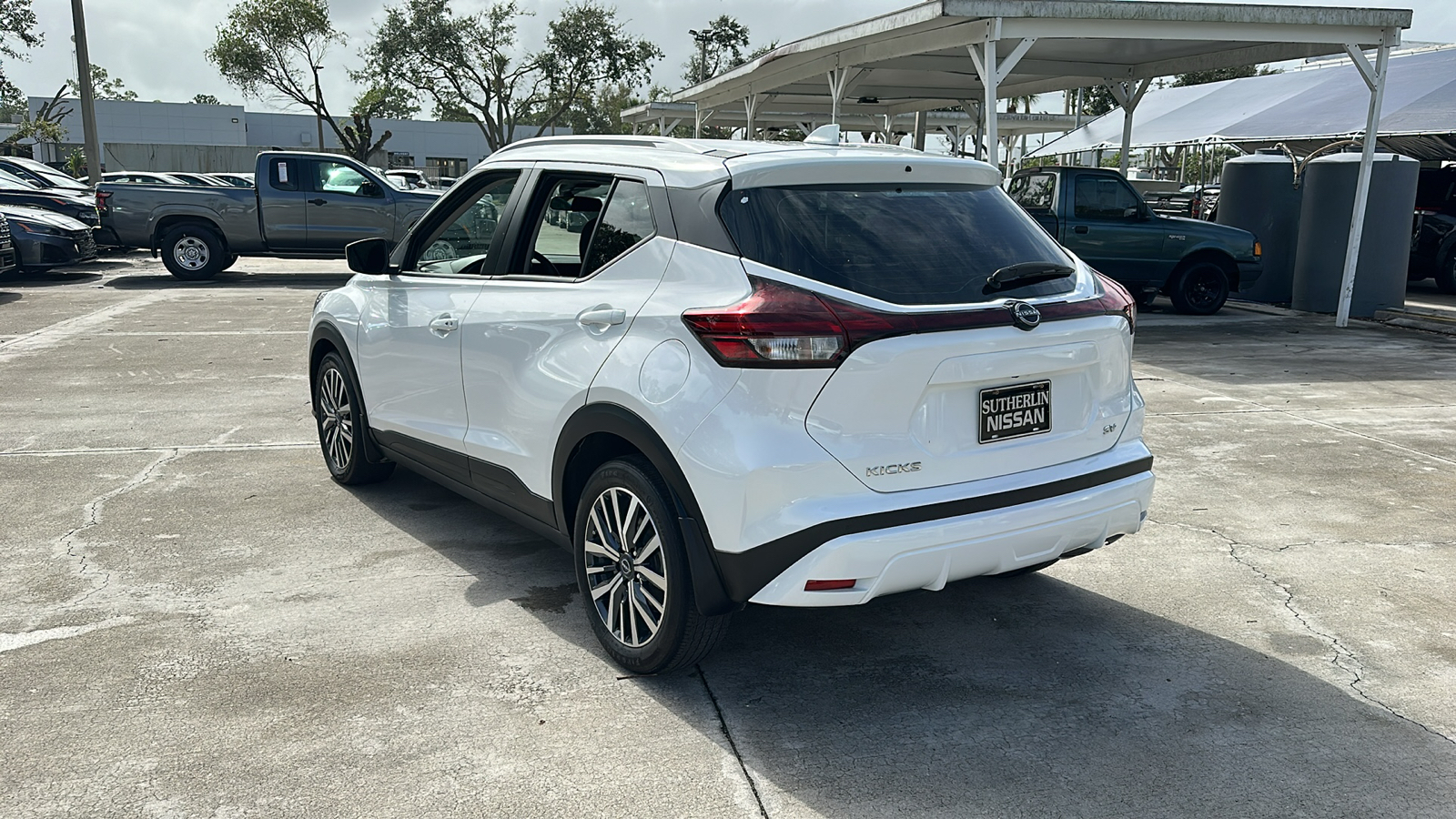 2023 Nissan Kicks SV 5