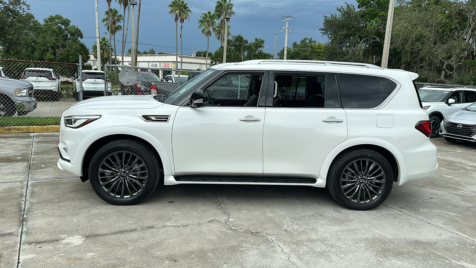 2023 INFINITI QX80 PREMIUM SELECT 5