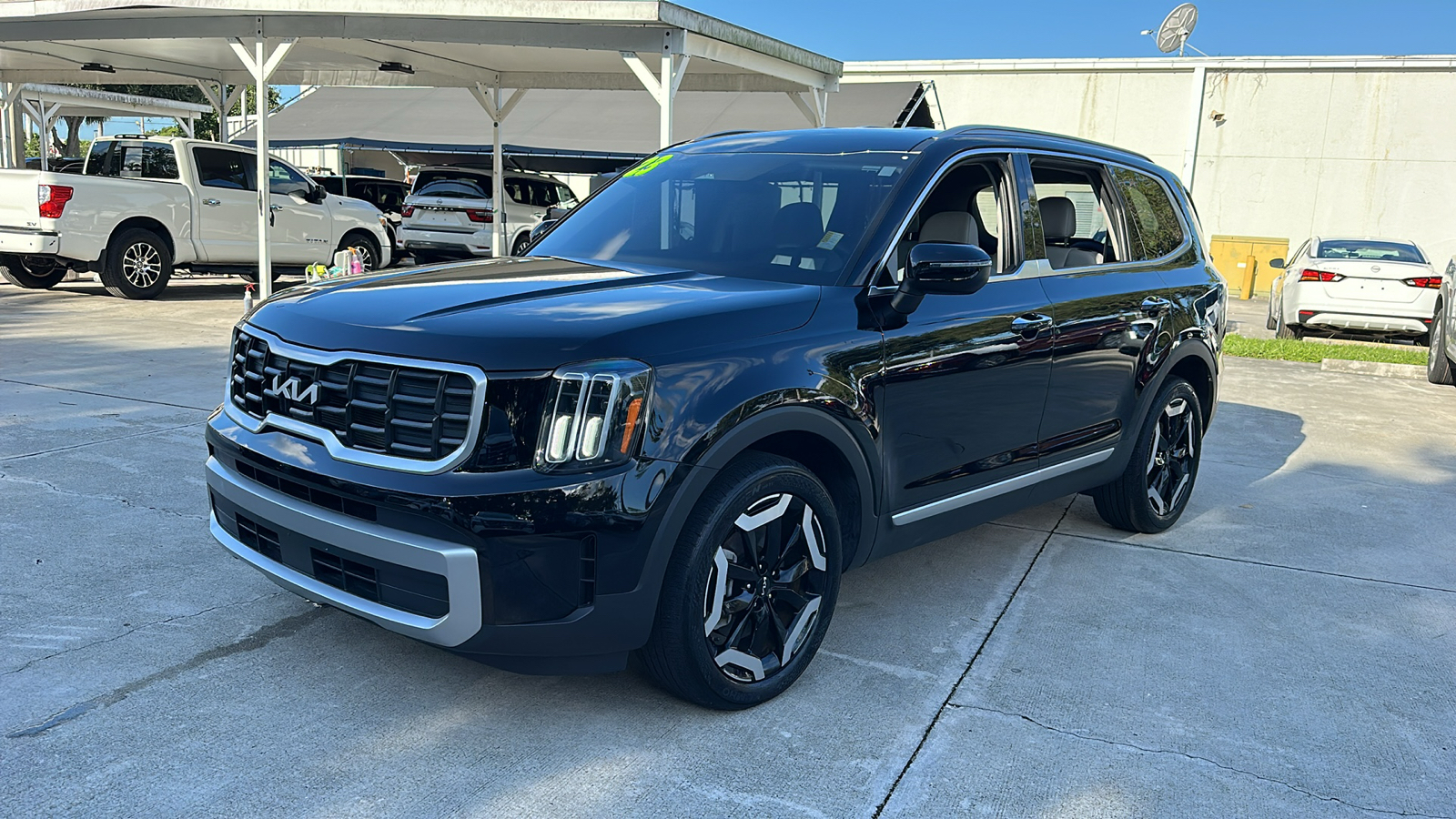 2023 Kia Telluride S 4