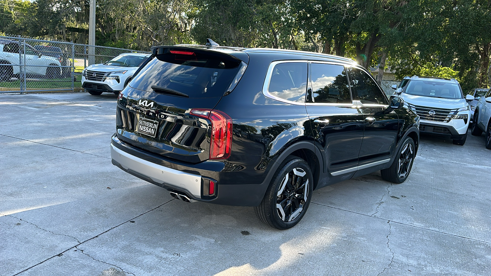 2023 Kia Telluride S 8