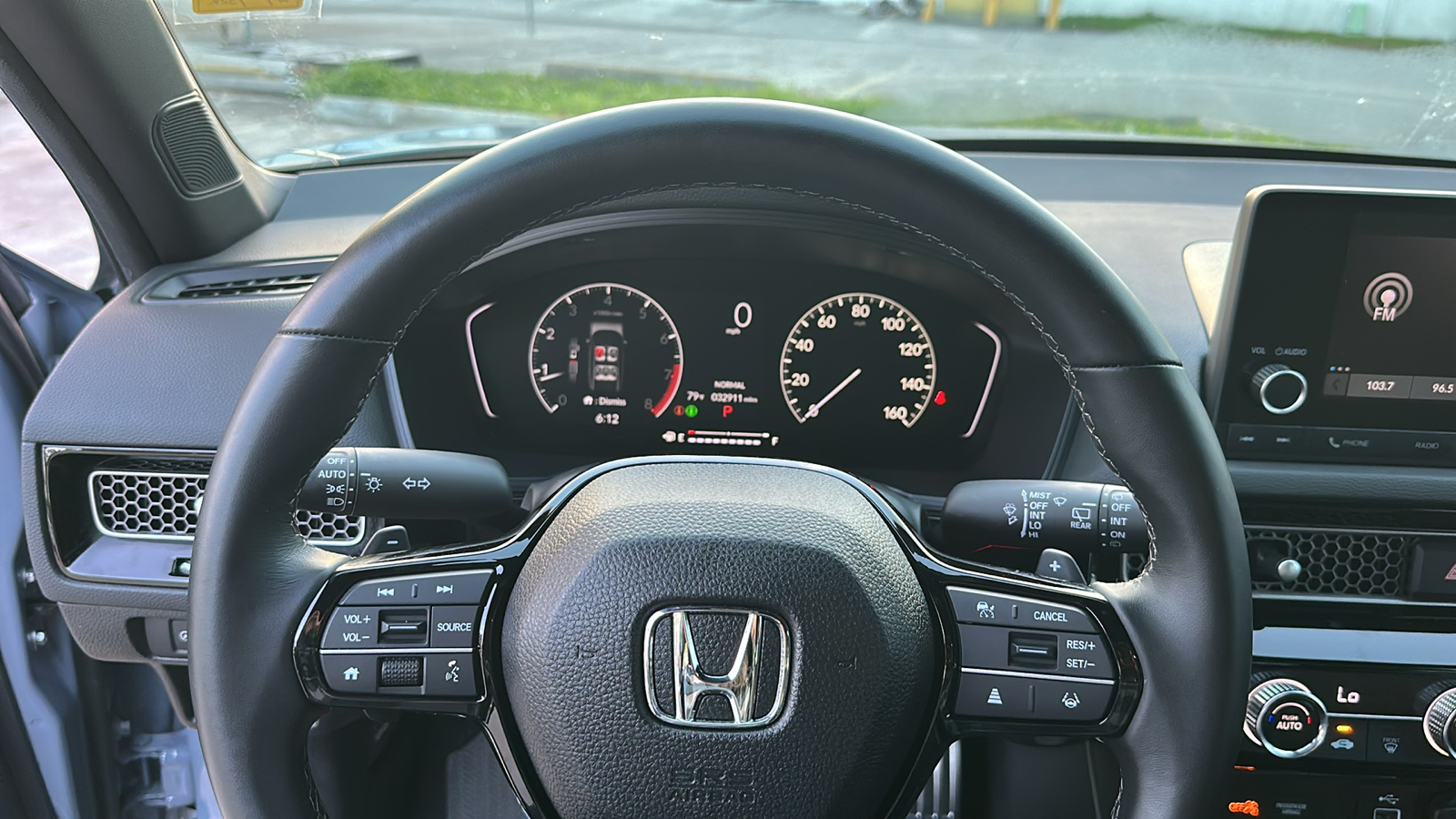 2024 Honda Civic Hatchback Sport 18