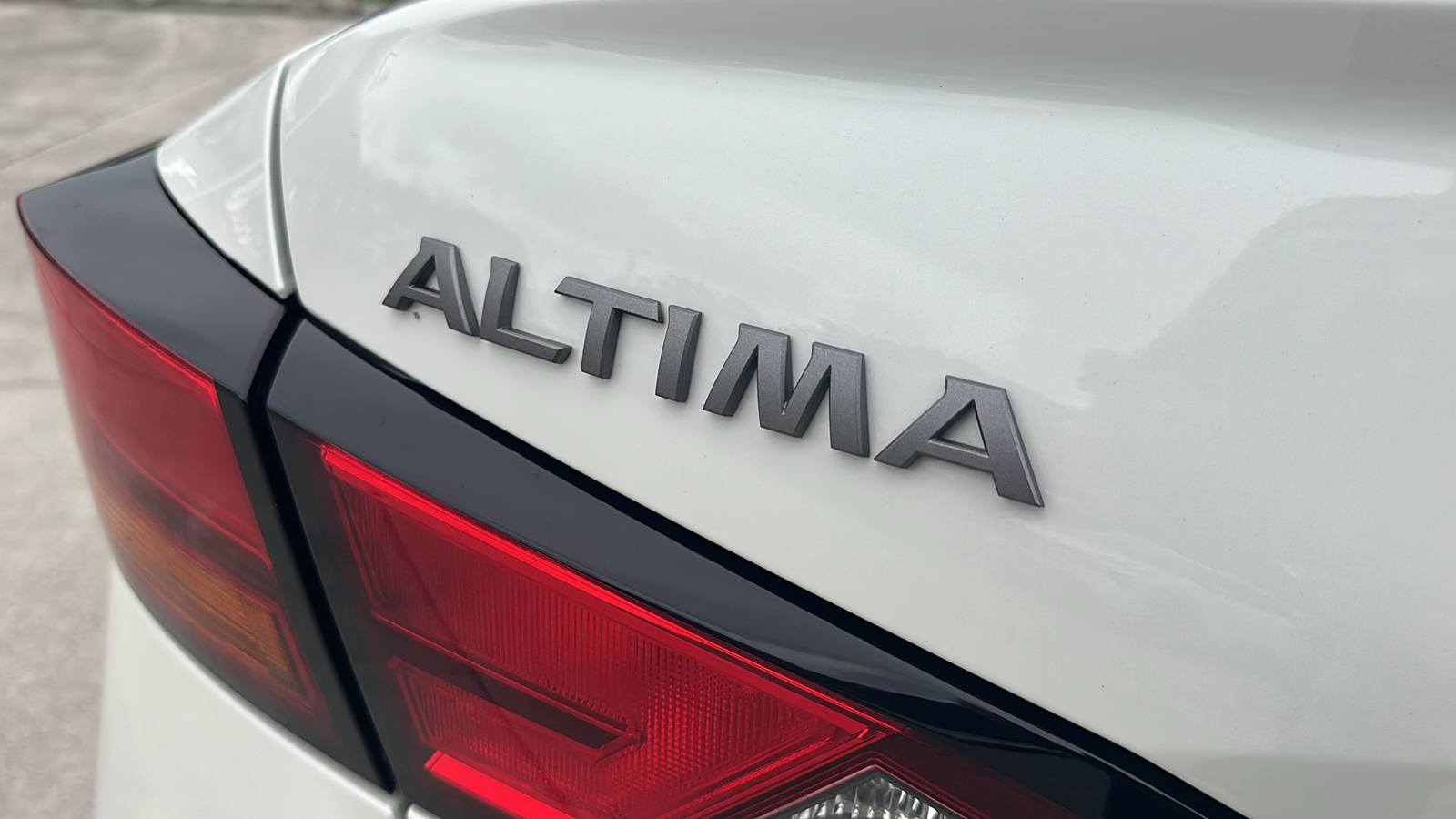 2024 Nissan Altima 2.5 SV 10