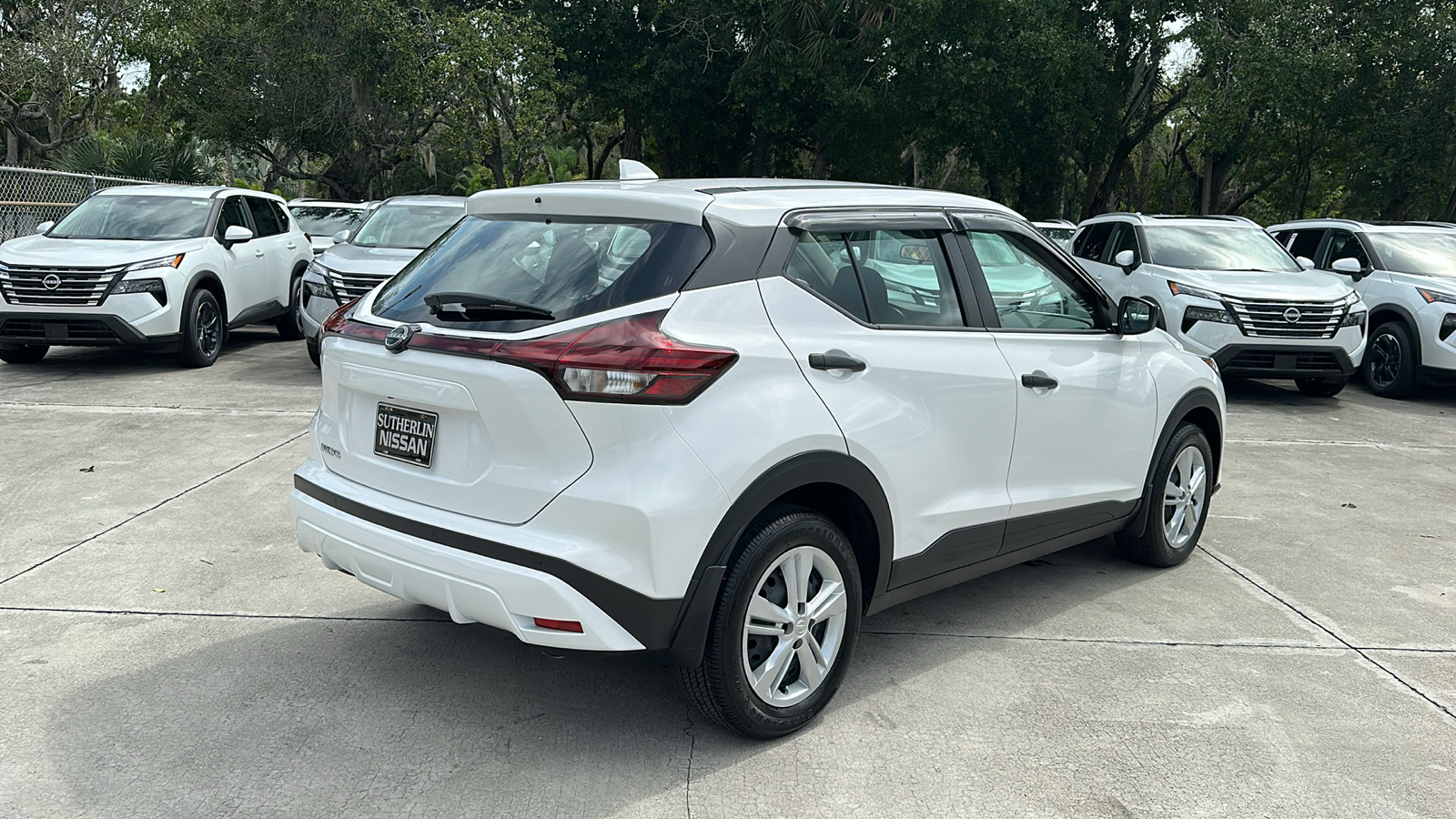 2024 Nissan Kicks S 7