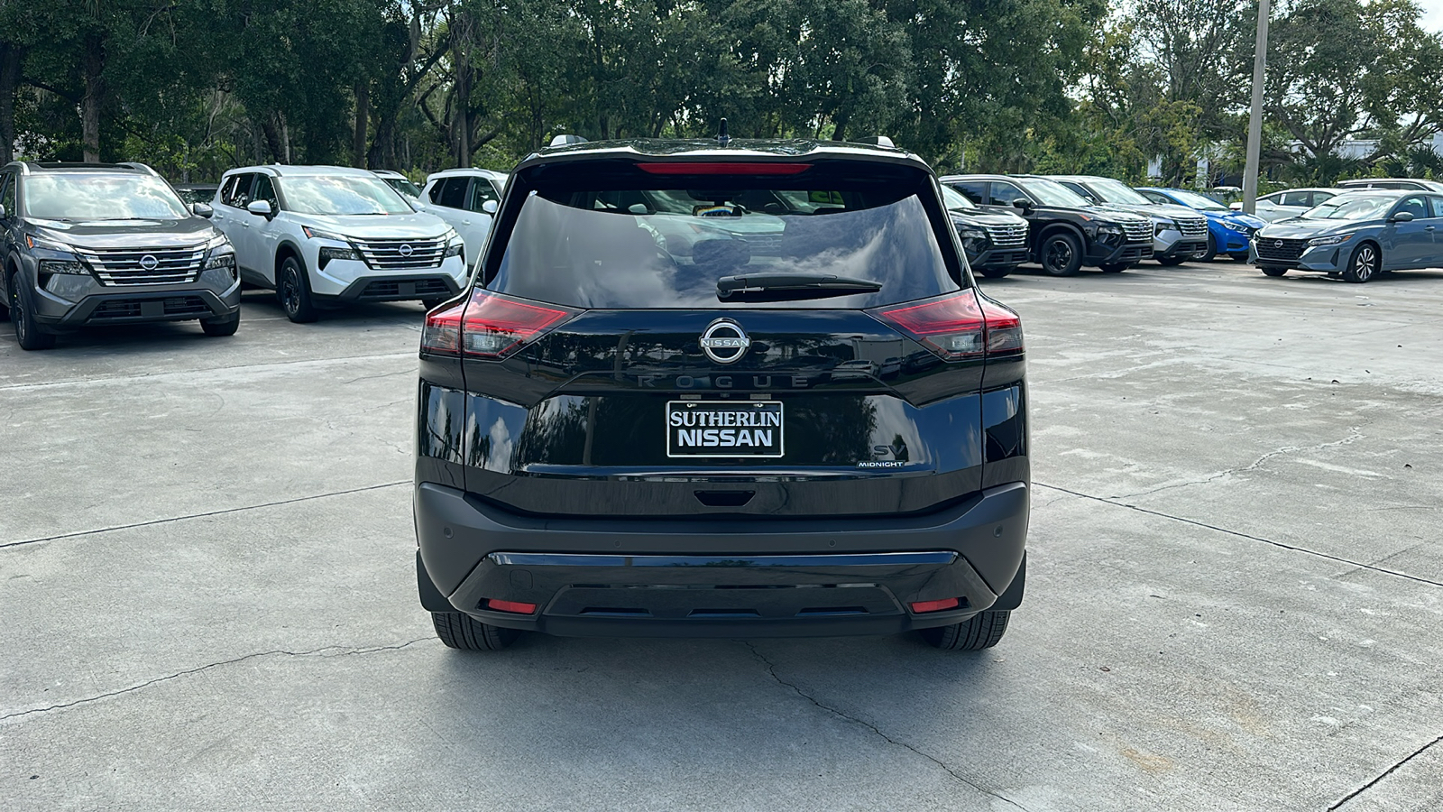 2023 Nissan Rogue SV 6