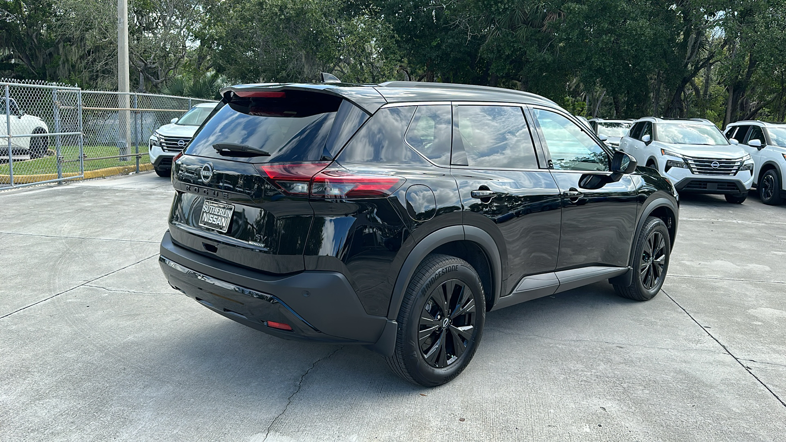 2023 Nissan Rogue SV 7